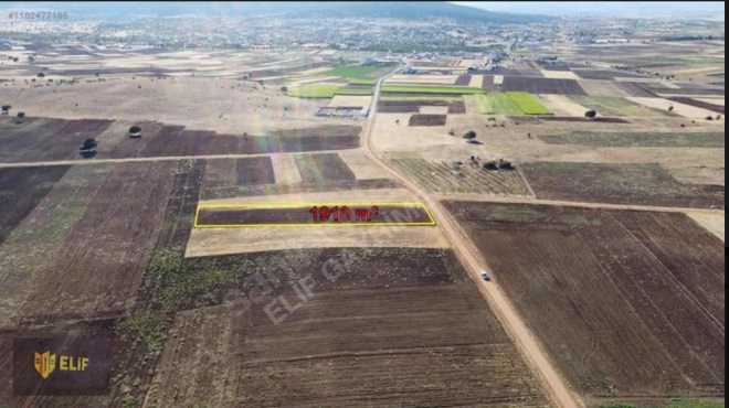 ELİF'DEN AKÖREN MERKEZDE ACİL SATILIK 1910 m2 MÜSTAKİL PARSEL