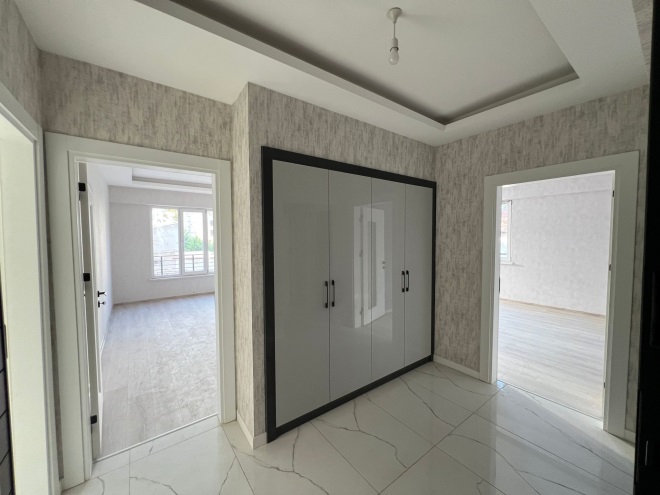 KALFALAR'DA ARAKAT 3+1 ULTRA LÜX DAİRE