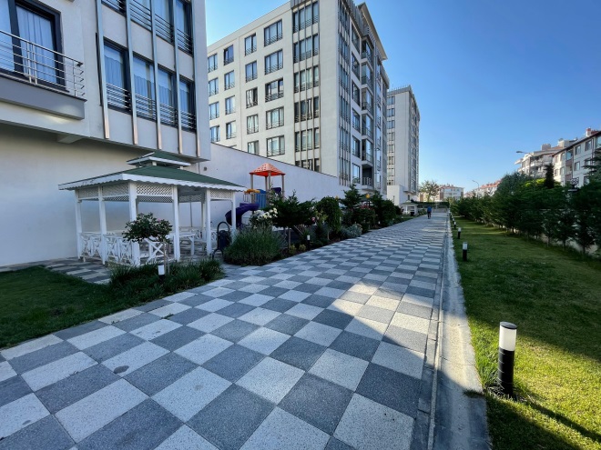 ELİF'DEN DEDEMAN KARŞISI HELYA STANLEY ULTRA LÜX 4+1 DAİRE
