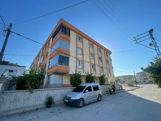 ELİF'DEN SARIYAKUP MAH. SATILIK 3+1 DAİRE
