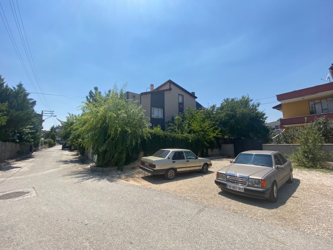 ELİF'DEN ALAVARDI MAHALLESİNDE SATILIK 190M2 MÜSTAKİL BAHÇELİ EV